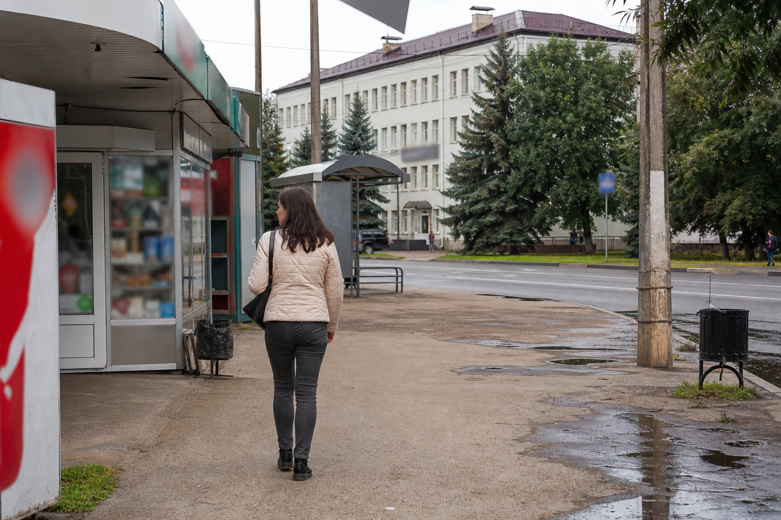 Как искать работу в маленьком городе: локальные вакансии, вахта, удалёнка или переезд